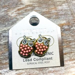 Gold Tone Coral Beaded Owl Earrings